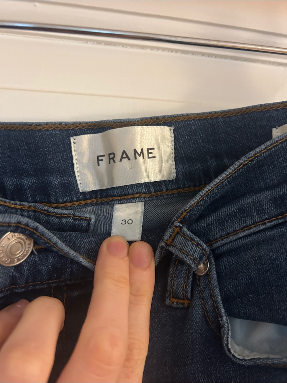 Dark Wash Frame Jeans Size 30 - Picture 2 of 3